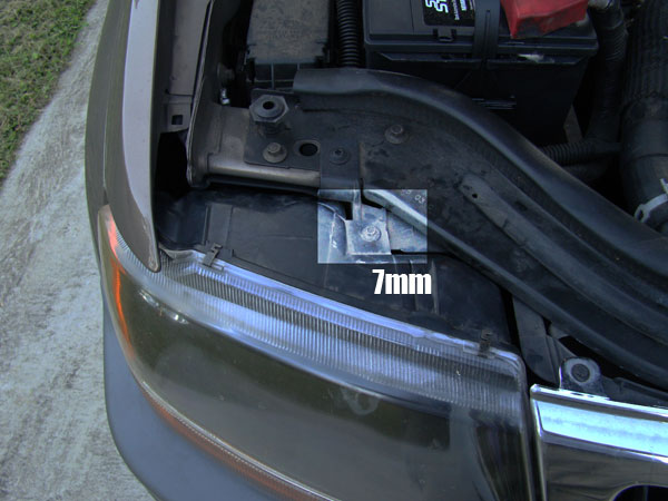 Jeep Grand Cherokee Headlight Removal